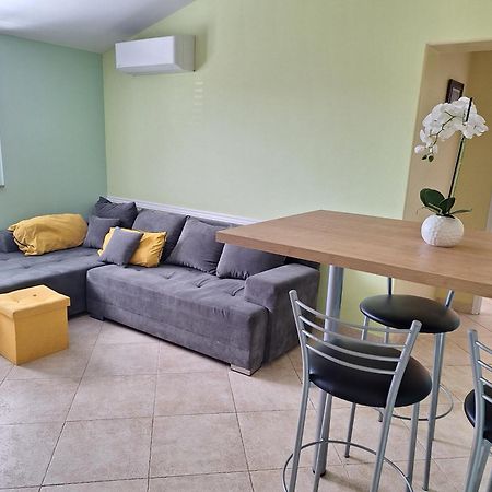 Apartments Vesna ザトン エクステリア 写真